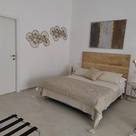 Dimore Gilas - Suite Golden Monopoli Exterior photo